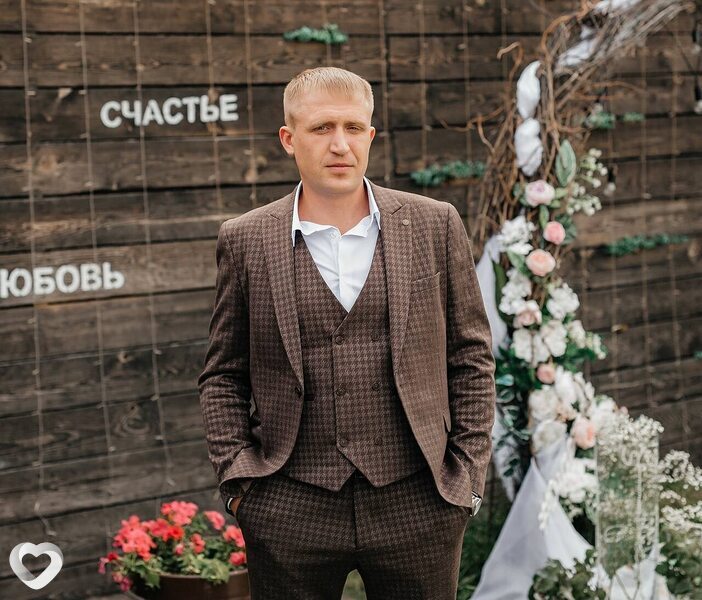 Дмитрий, 30, Барнауле — анкета №3700653