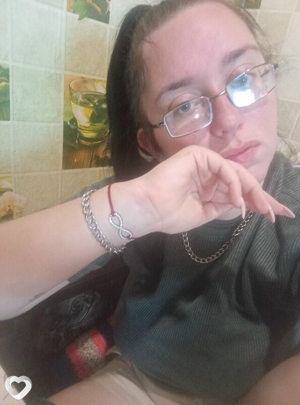 Анна, 24, Пскове — анкета №3700756