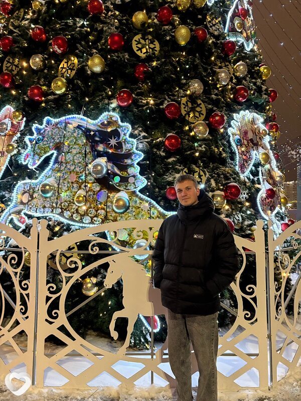 Антон, 23, Смоленске — анкета №3701774