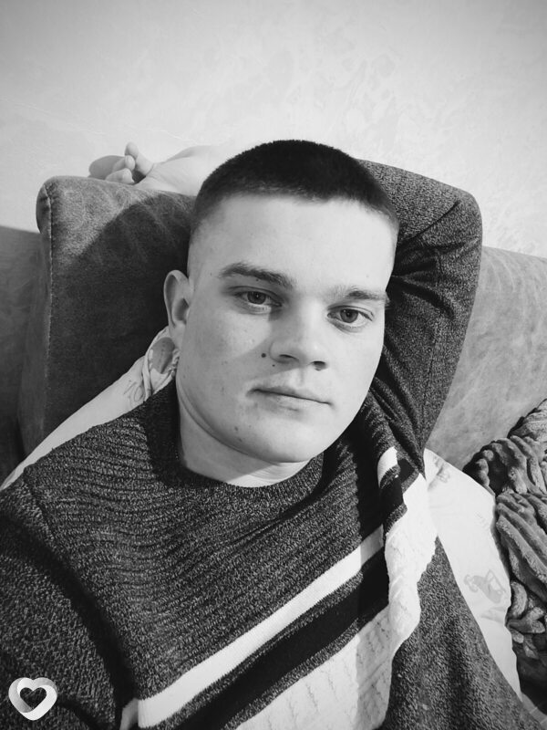 Ivan, 25, Пскове — анкета №3702283