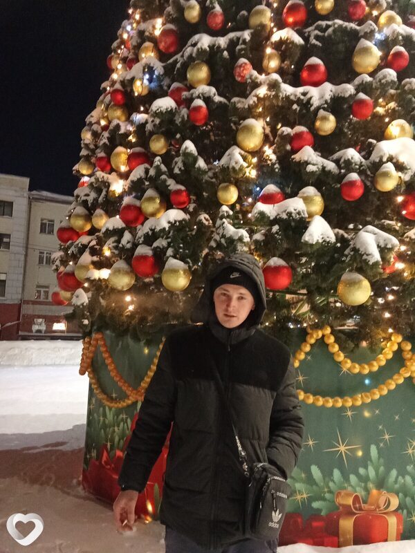 Александр, 23, Новосибирске — анкета №3702228