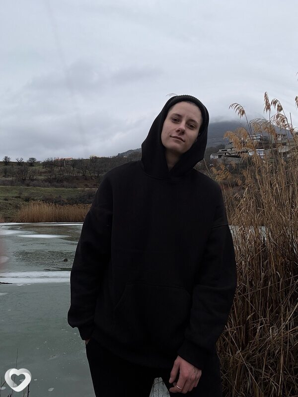 Дарина, 27, Алуште — анкета №3702587