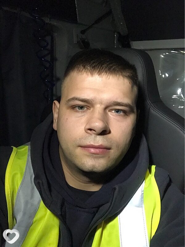Олег, 24, Минске — анкета №3702673