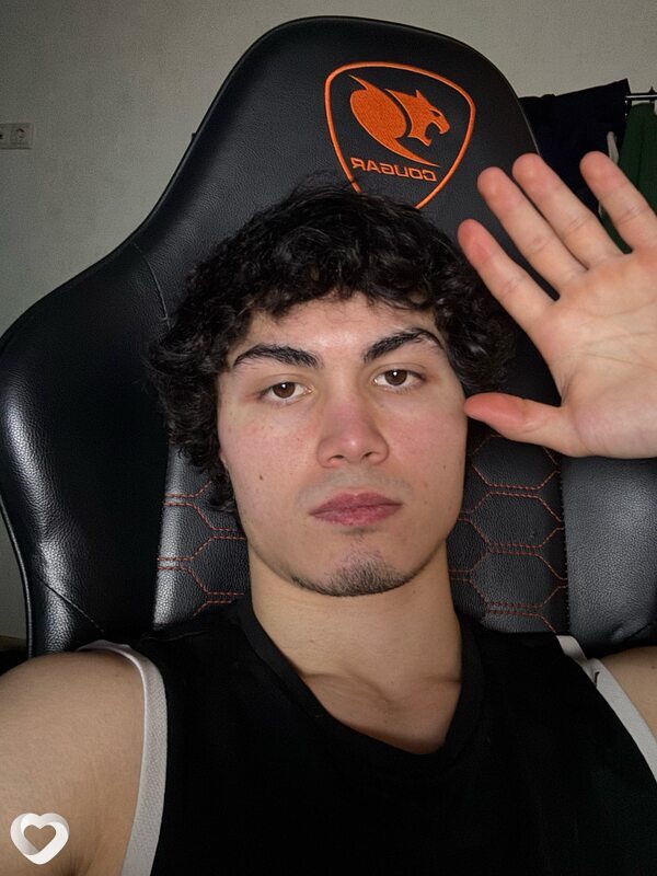 Адам, 22, Мытищах — анкета №3702683
