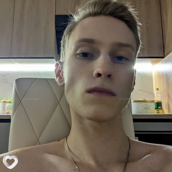 Денис, 21, Пинске — анкета №3703450