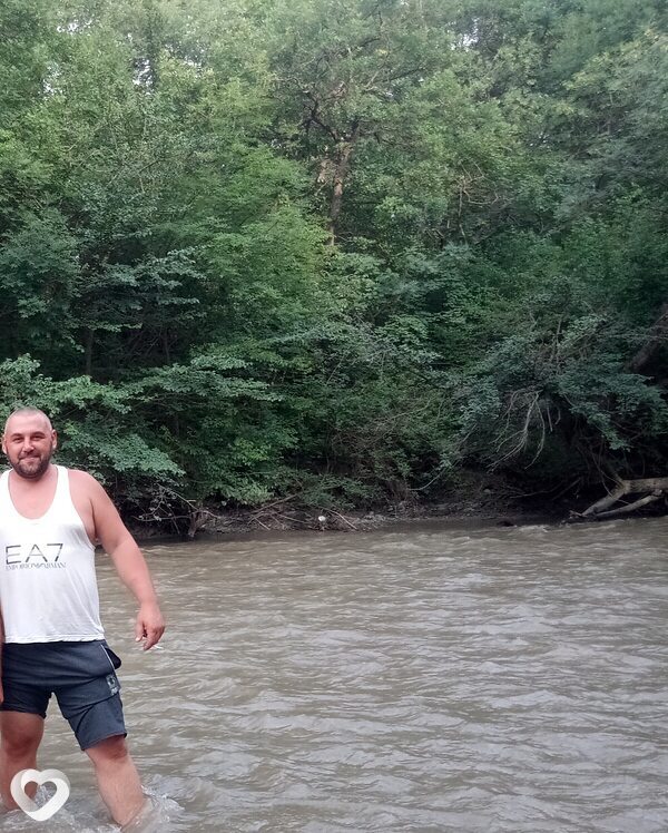 Юрий, 42, Пятигорске — анкета №3703451