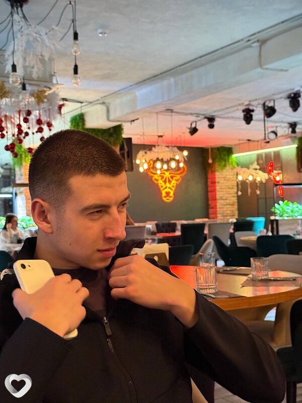 Иван, 21, Подольске — анкета №3703638