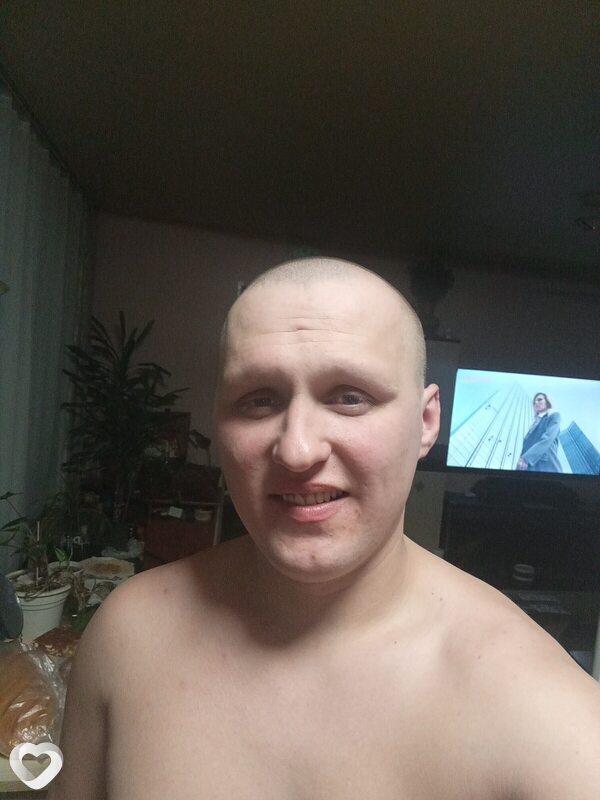 Артём, 28, Энгельсе — анкета №3703713