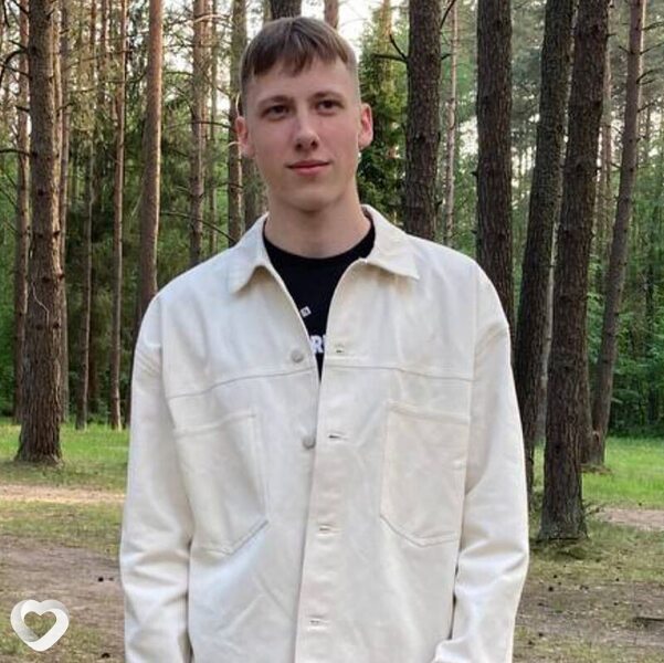 Станислав, 18, Минске — анкета №3704357