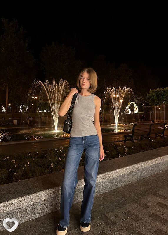 Алиса, 19, Харькове — анкета №3704433