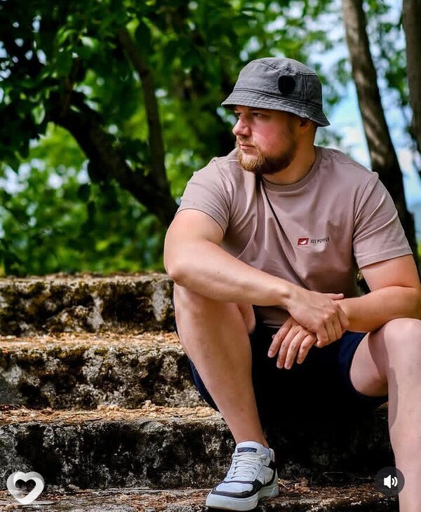 Лев, 32, Петрозаводске — анкета №3704542