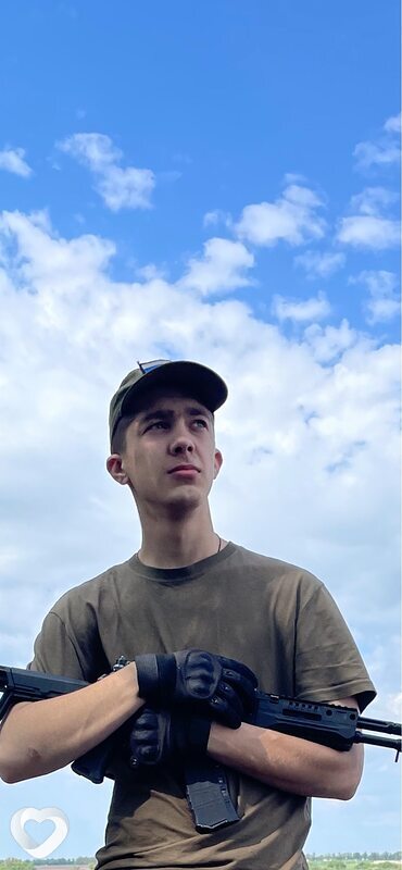 Эдуард, 23, Новоалтайске — анкета №3705084