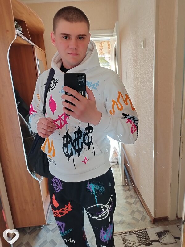 Дмитрий, 27, Кропоткине — анкета №3705840