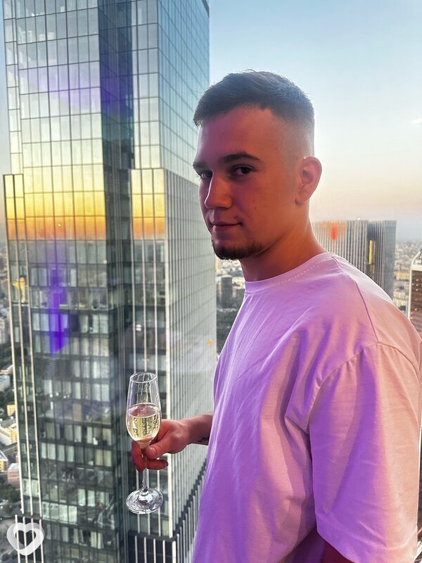 Даниил, 23, Химках — анкета №3707086