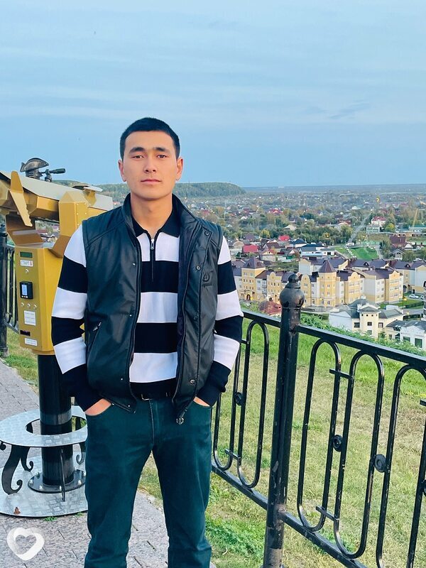 Zuxriddin, 26, Омске — анкета №3707650