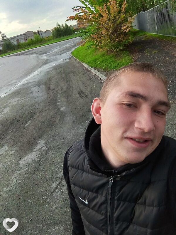 Артем, 23, Новосибирске — анкета №3707703