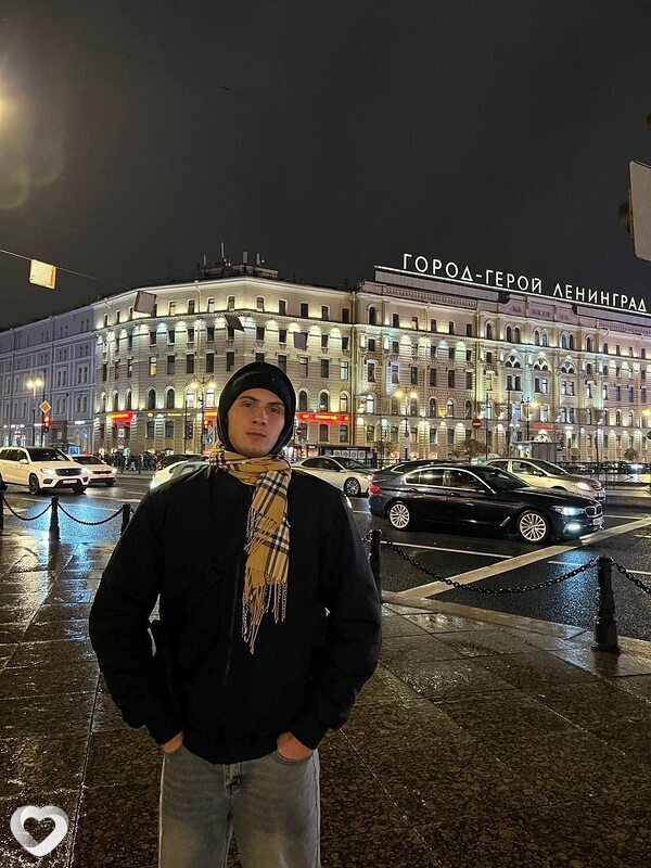 Илья, 20, Волжском — анкета №3707471