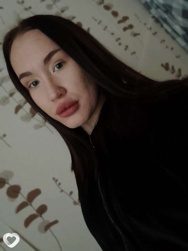 Виктория, 24, Комсомольске-на-Амуре — анкета №3709309