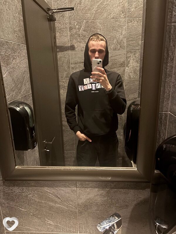 Павел, 20, Калининграде — анкета №3709618