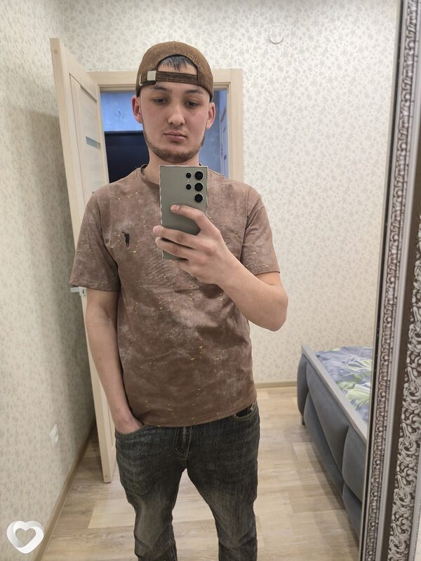 Сардор, 21, Иркутске — анкета №3710039
