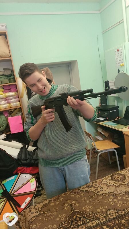 Алексей, 19, Луге — анкета №3710055