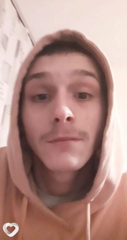 Damian, Поличе
