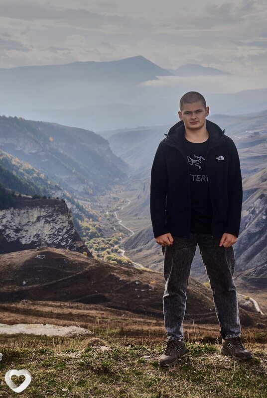 Олег, 19, Мелитополе — анкета №3710440