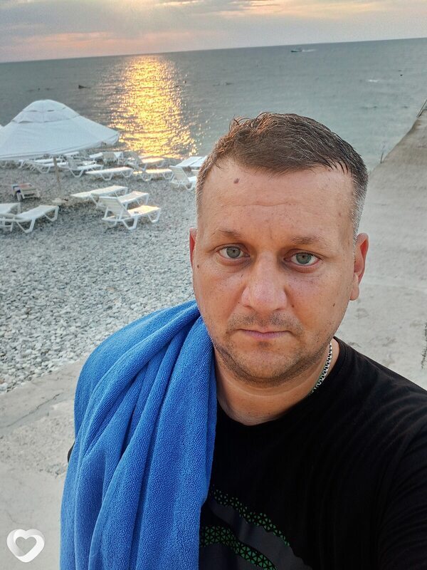 Владимир, 39, Краснодаре — анкета №3710932