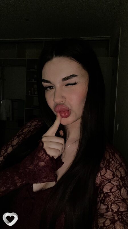 Ксюша, 20, Москве — анкета №3711905