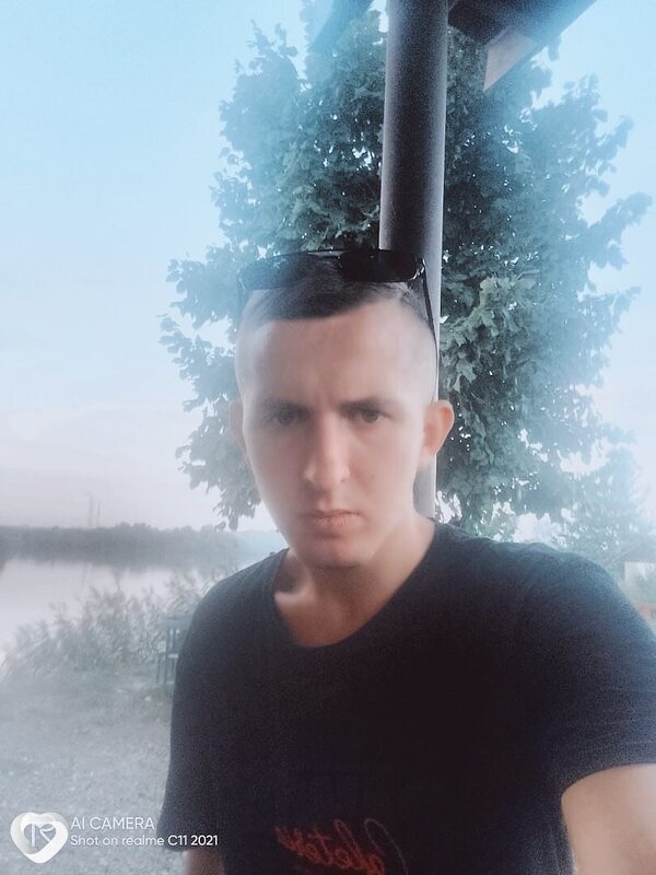 Кирилл, 23, Сочи — анкета №3712346