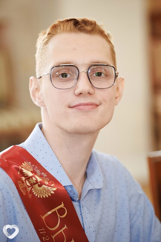 Олег, 19, Санкт-Петербурге — анкета №3712159