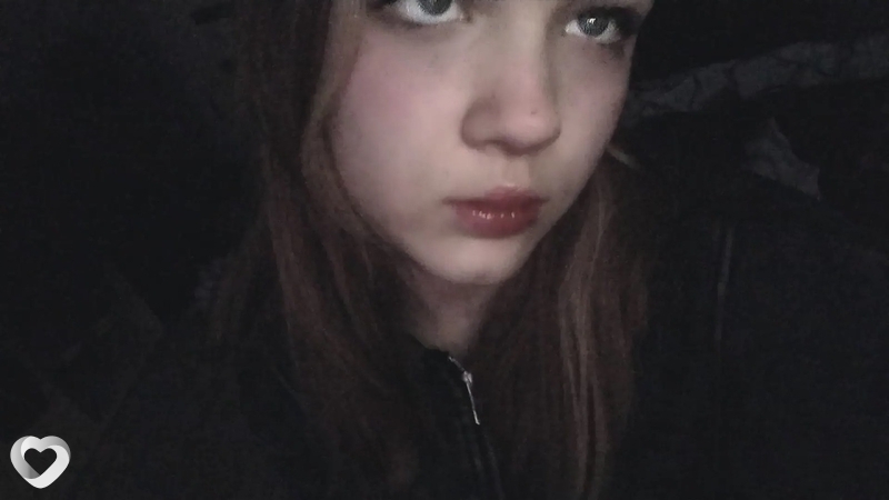 Алена, 18, Барнауле — анкета №3712674