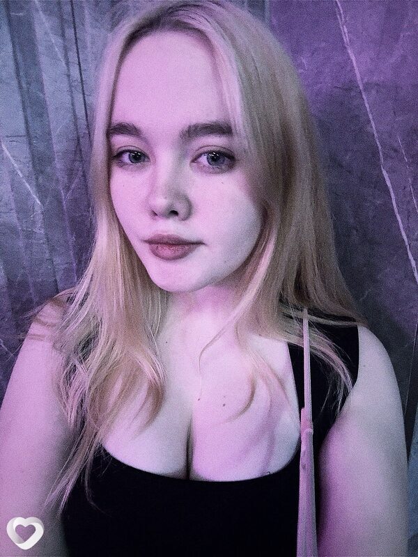 Елена, 21, Екатеринбурге — анкета №3712594