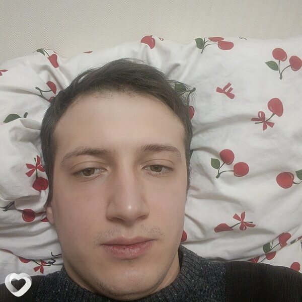 Виталий, 21, Великом Новгороде — анкета №3712917