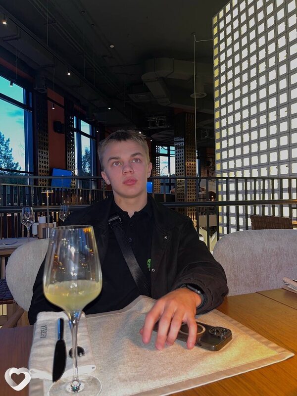 Евгений, 22, Санкт-Петербурге — анкета №3714366
