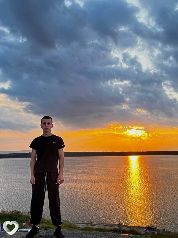 Кирилл, 25, Москве — анкета №3714608