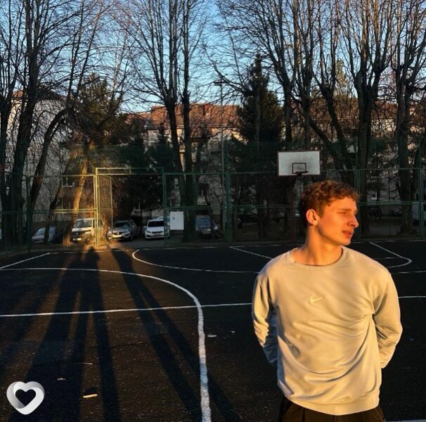 Никита, 18, Калининграде — анкета №3714852