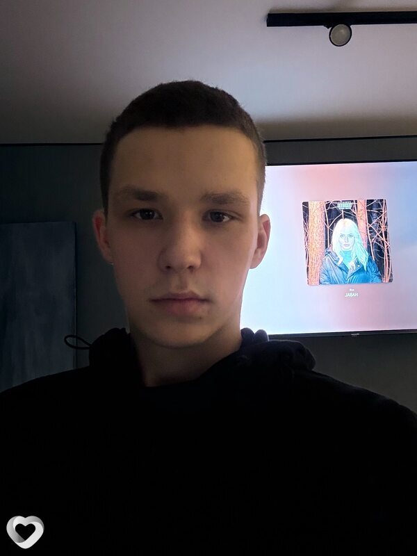 Кирилл, 20, Великом Новгороде — анкета №3715715