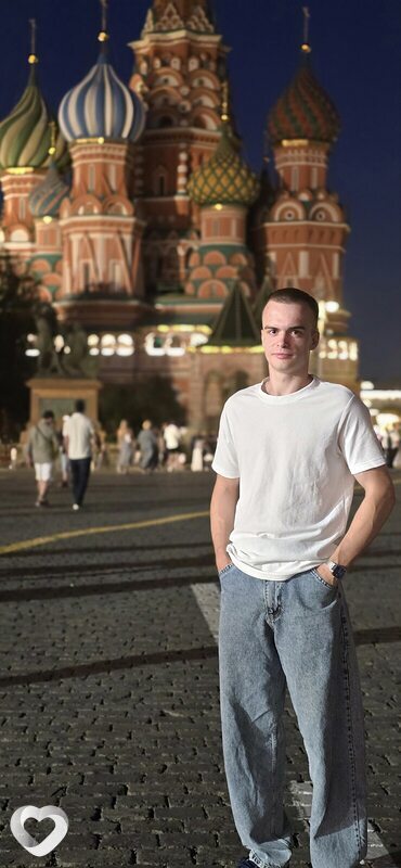 Виталий, 23, Речице — анкета №3715748
