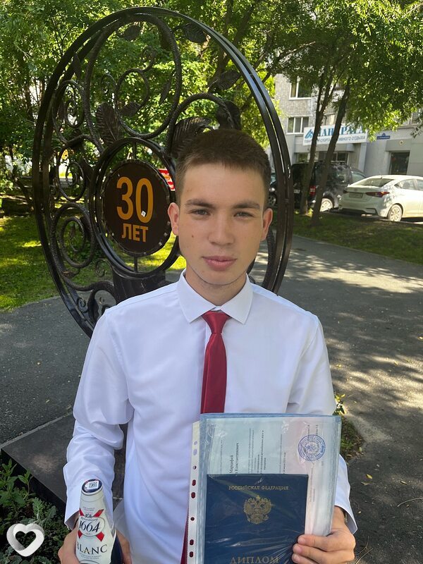 Данил, 22, Тюмени — анкета №3715802