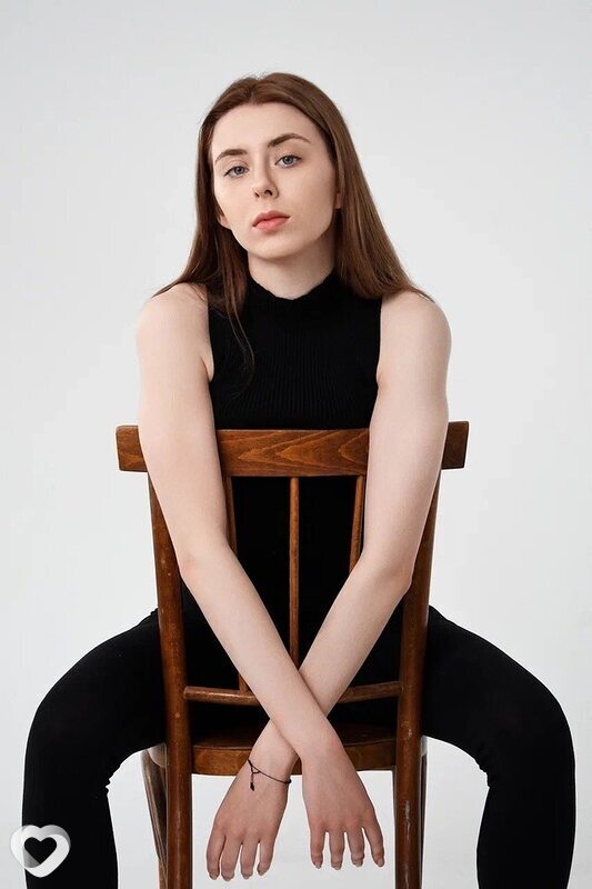 Катя, 22, Омске — анкета №3715986