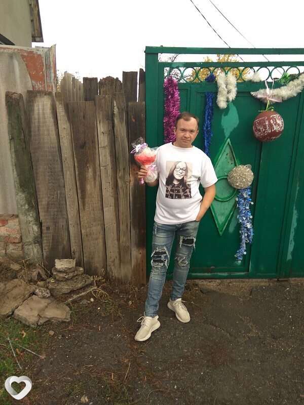 Денис, 27, Луганске — анкета №3716421