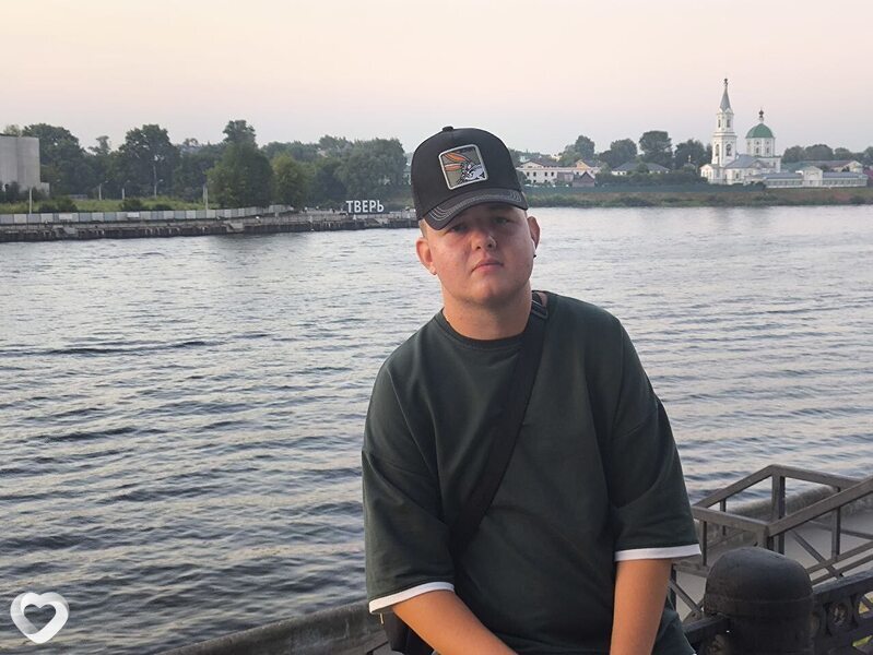 Саша, 21, Воронеже — анкета №3716429