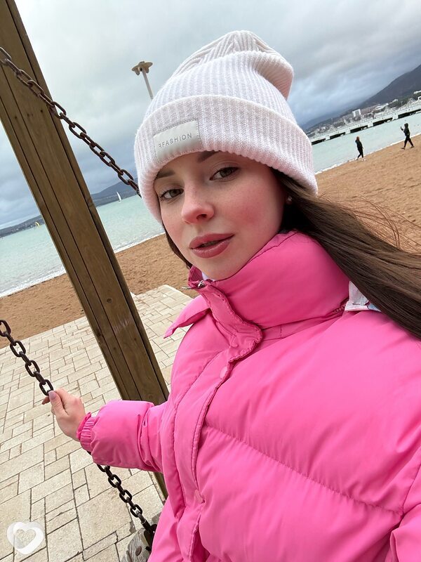 Карина, 23, Воронеже — анкета №3716687