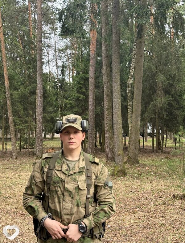 Роман, 23, Ступине — анкета №3716835