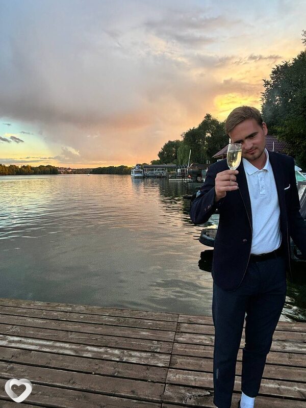 Артём, 26, Калининграде — анкета №3720075