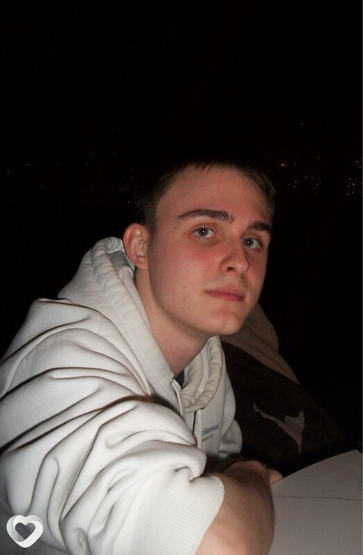 Михаил, 22, Москве — анкета №3720119
