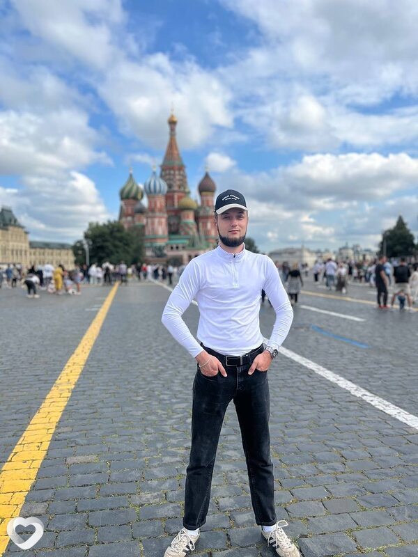 Артем, 25, Вологде — анкета №3720185