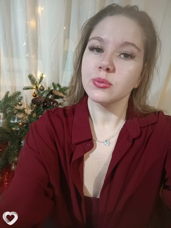Оля, 25, Тамбове — анкета №3720379