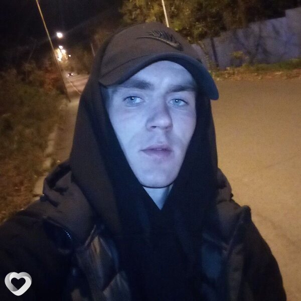 Толик, 24, Владивостоке — анкета №3720930